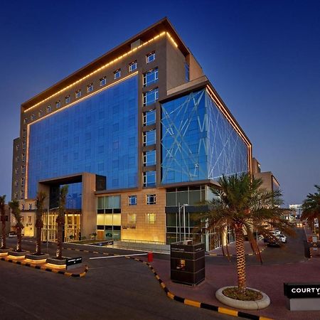 Отель Courtyard By Marriott Jubail Экстерьер фото