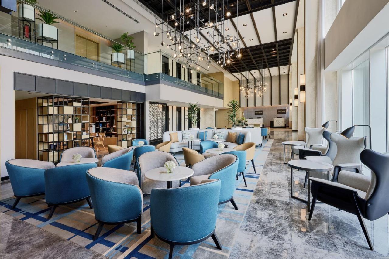 Отель Courtyard By Marriott Jubail Экстерьер фото