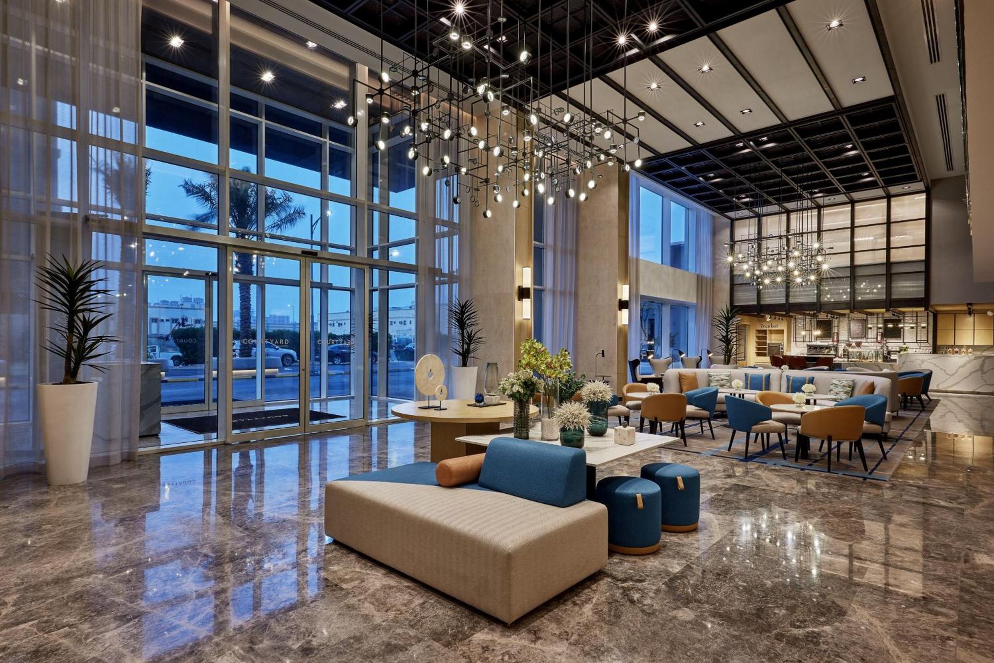 Отель Courtyard By Marriott Jubail Экстерьер фото